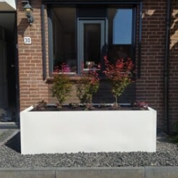 Gepoedercoat staal plantenbak Rechthoek 50x100 H=40 cm - Wit (RAL9010) MET bodemplaat