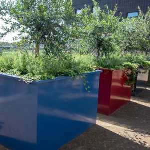 Gepoedercoat staal plantenbak Rechthoek XL 240x40 H=60 cm - Andere RALkleur - MET bodemplaat